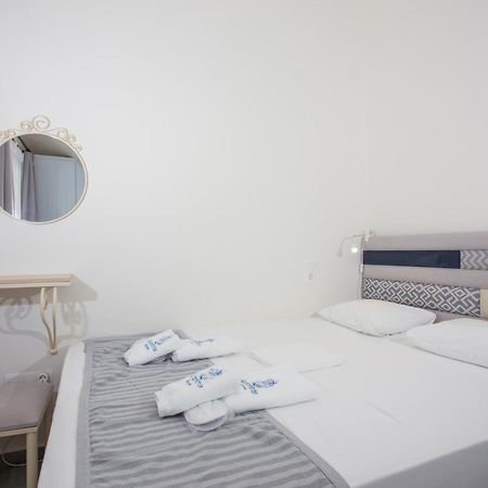 Amphitrite Apartments Скирос Экстерьер фото