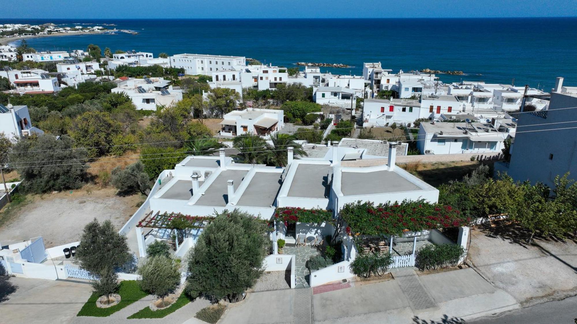 Amphitrite Apartments Скирос Экстерьер фото