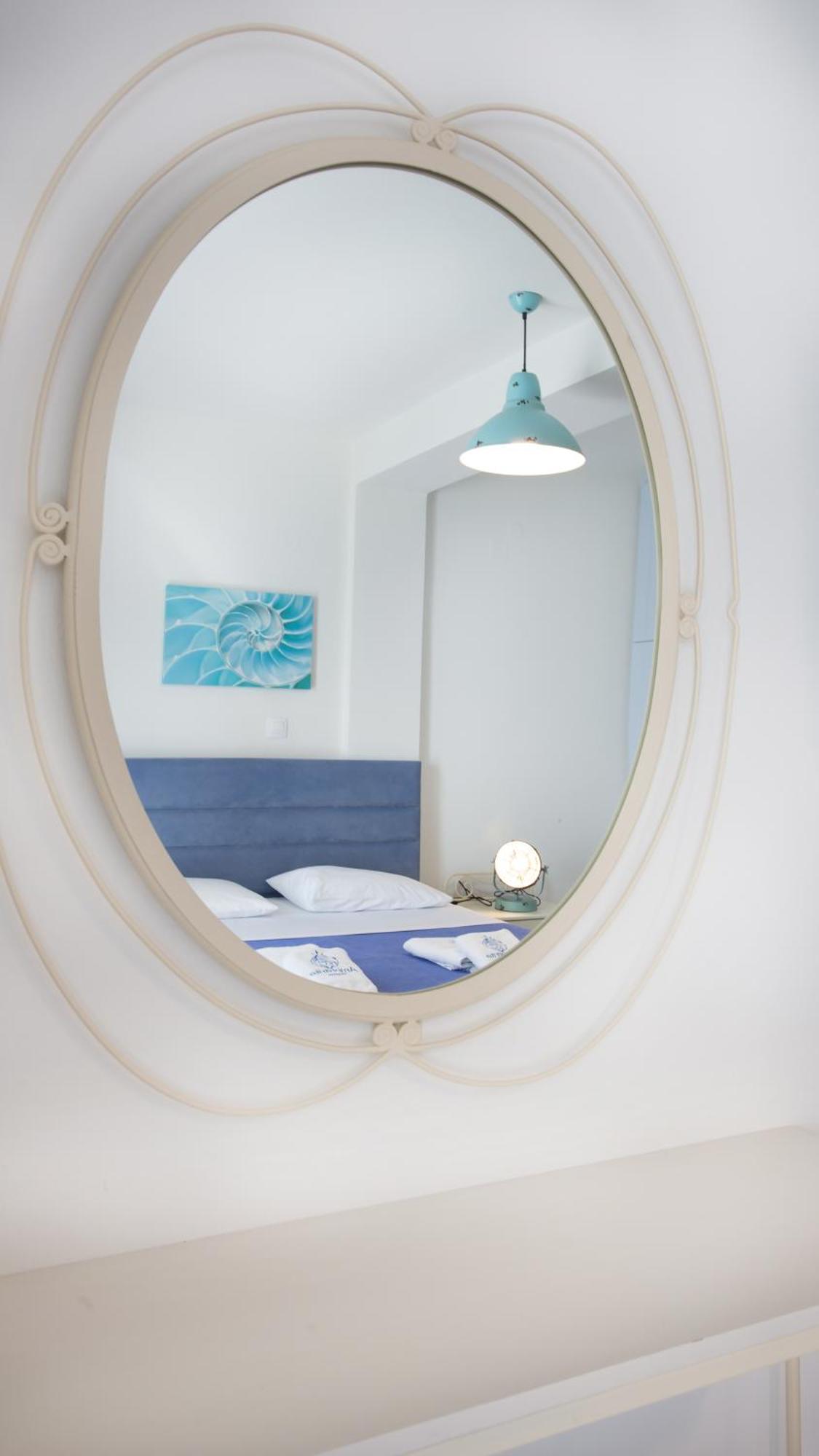 Amphitrite Apartments Скирос Экстерьер фото